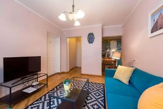 Standard Apart Daire, 1 Yatak Odası, Mutfak, Şehir Manzaralı
