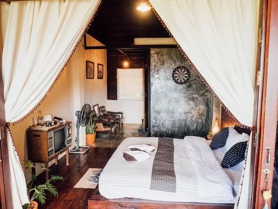 Family Oda, Sigara İçilmez, Tepe Manzaralı