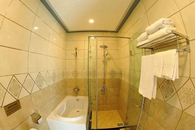 Deluxe Dört Kişilik Oda
