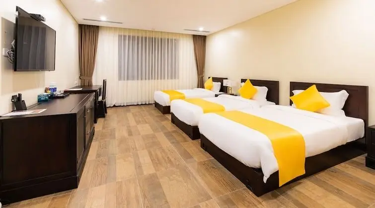 Deluxe Üç Kişilik Oda