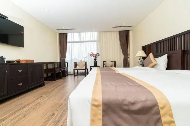 Deluxe Üç Kişilik Oda