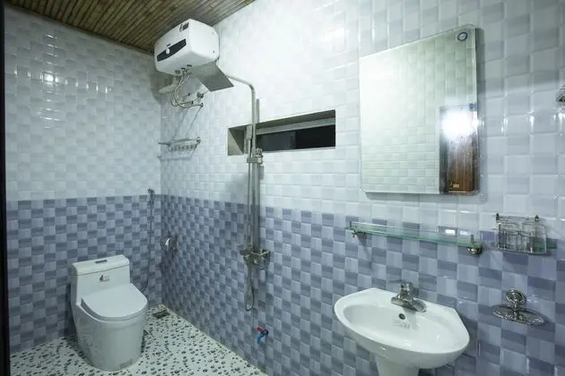 Family Oda, Havuz Manzaralı