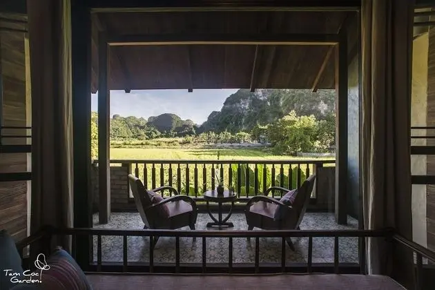 Oda (Mountain Verandah Chamber)