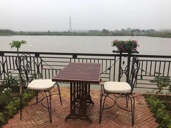 Tek Büyük Yataklı Oda, Göl Manzaralı