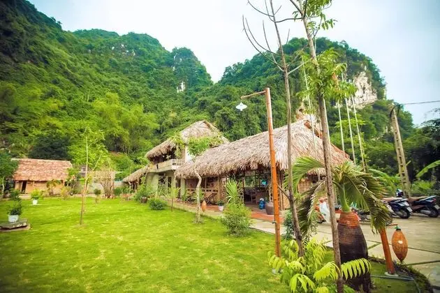 Family Bungalov (Mountain View and Rice Fields)