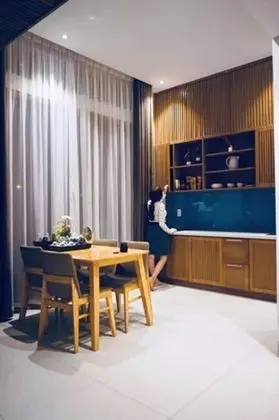 Deluxe Tek Büyük Yataklı Oda, Havuz Manzaralı