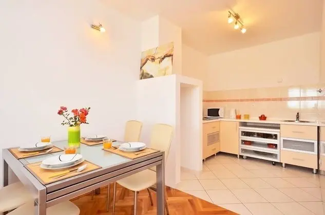 Apart Daire (Tam - with parking - A1(2+2))