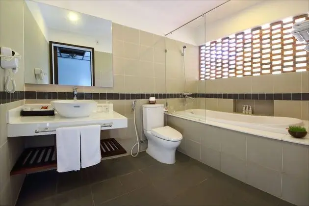 Superior Tek Büyük veya İki Ayrı Yataklı Oda, Bahçe Manzaralı
