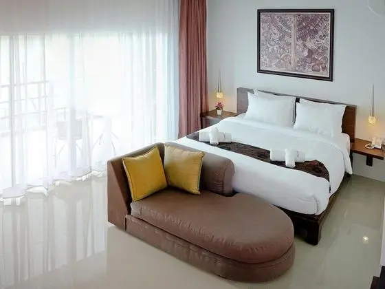 Grand Deluxe Room