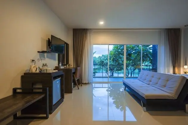 Grand Deluxe Room