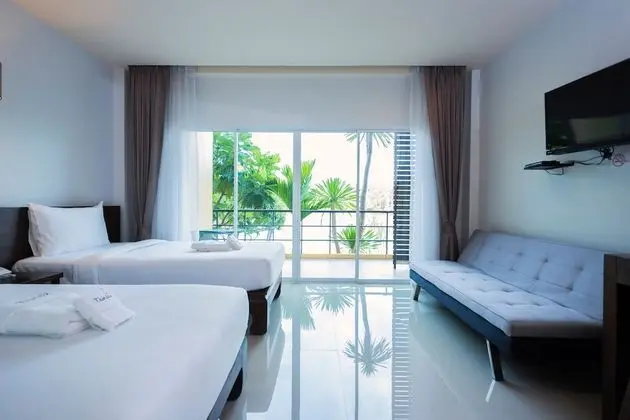Grand Deluxe Room