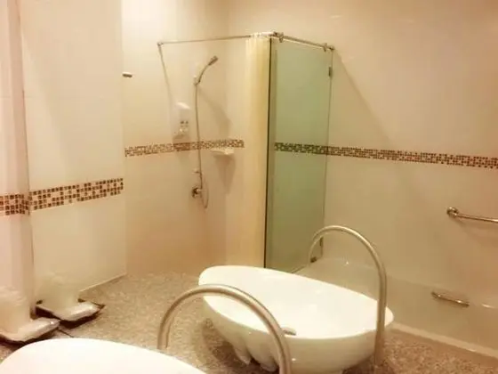 Grand Deluxe Room