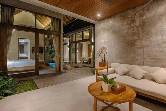 Grand Villa, 2 Yatak Odası, Kişiye Özel Havuzlu