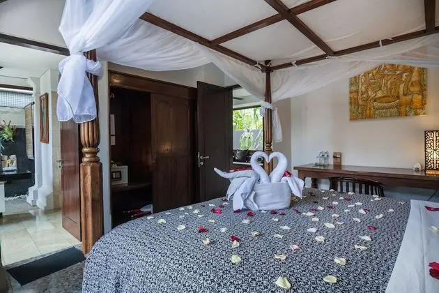 Süit, Bahçe Manzaralı (Queen Bed Room)