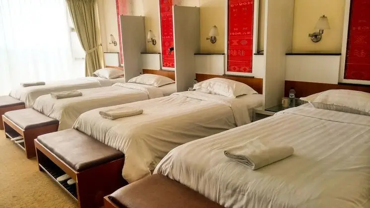 Tongging Point Lodge Deluxe, Lake Toba View