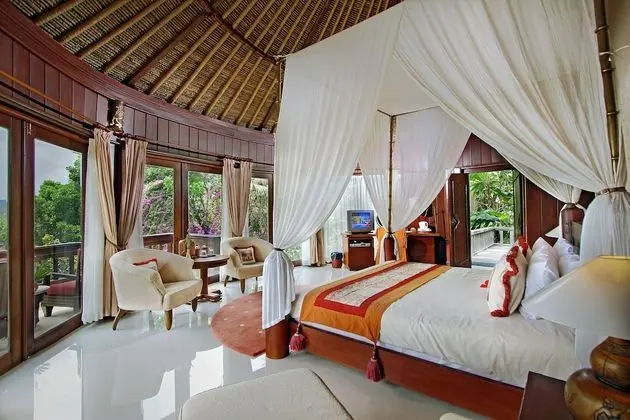 Oda, Lagün Manzaralı