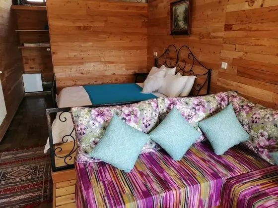 Standard Tek Büyük Yataklı Oda