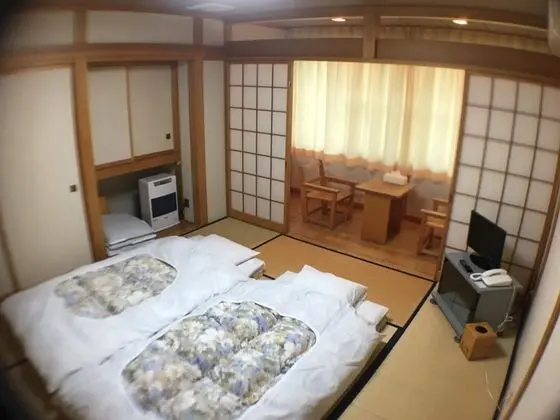 Traditional Oda, Sigara İçilmez (Japanese Style, Separate Sitting Area)