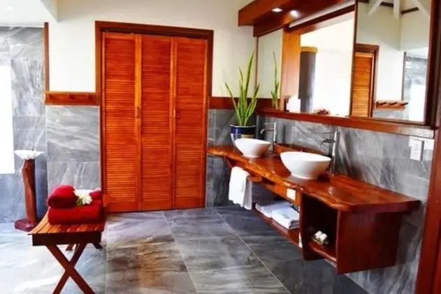 Premier Villa, 1 Yatak Odası, Plaj Manzaralı, Denize Sıfır ((+ A La Carte Breakfast & WiFi)