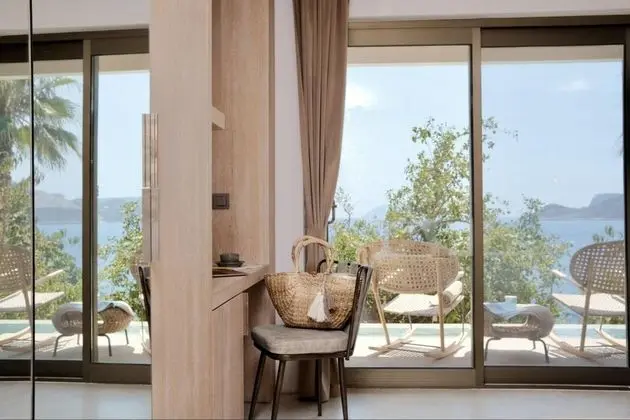 Junior Aqua Suite, Deniz Manzaralı, Jakuzili