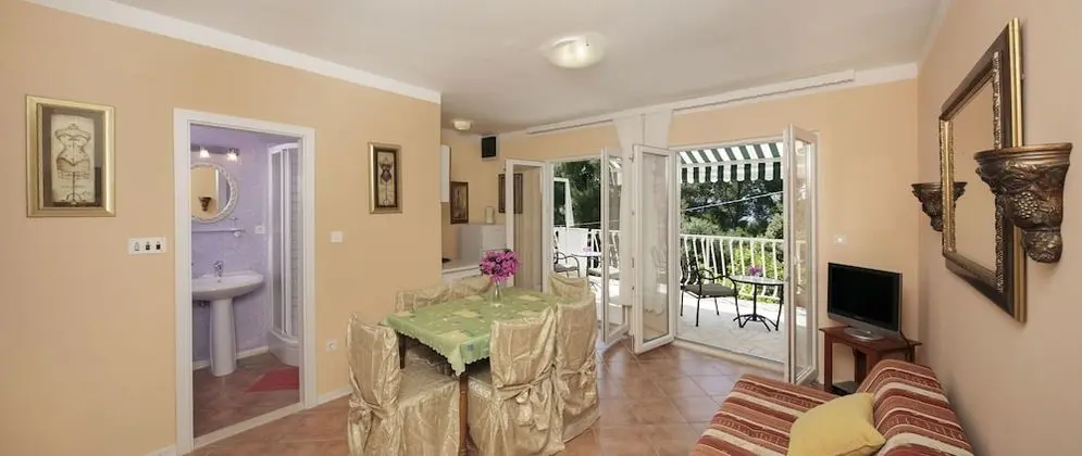 Apart Daire, Deniz Manzaralı