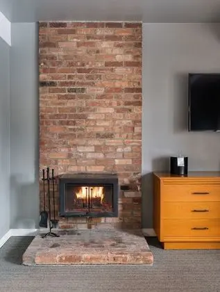 Standard Oda, 1 En Büyük (King) Boy Yatak, Şömine (Fireplace King)