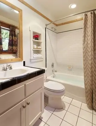 Deluxe Kulübe, 2 Yatak Odası (Deluxe Two Bedroom Cabin)
