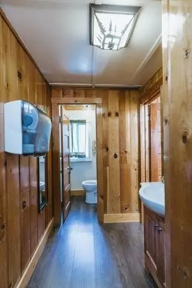 Oda (Lodge Room with Shared Bath-No Pets)