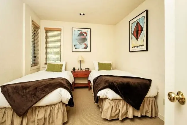Daire (Tamarack Townhome # 5)