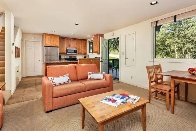 Daire (Tamarack Townhome # 5)