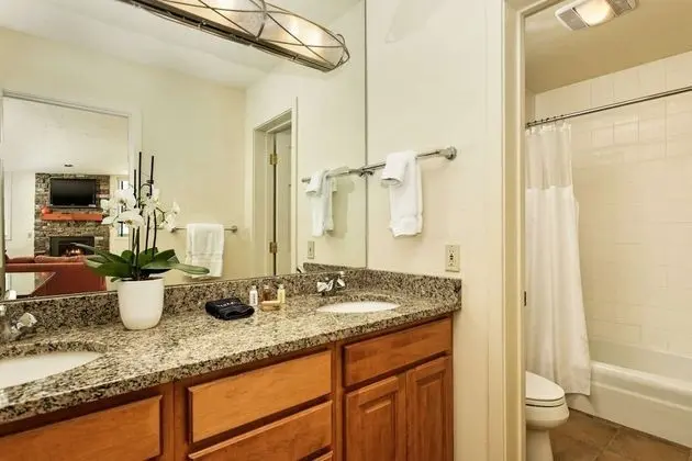 Daire (Tamarack Townhome # 5)