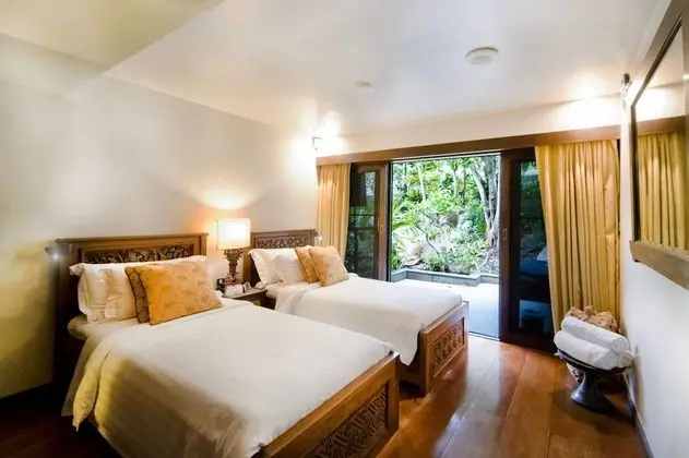 9-Bedroom Executive Pool Villa