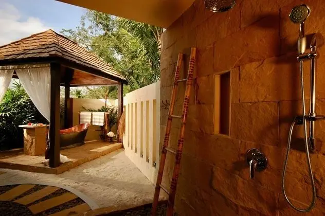 9-Bedroom Executive Pool Villa
