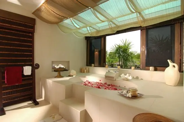 9-Bedroom Executive Pool Villa
