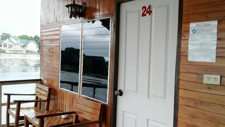 Standard Fan Room