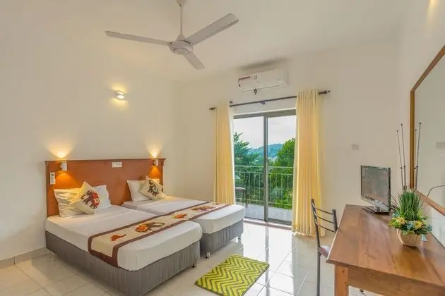 Deluxe Tek Büyük Yataklı Oda, Tepe Manzaralı