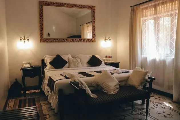 Luxury Oda (Zuper)