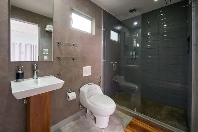 Premium Queen Double Room