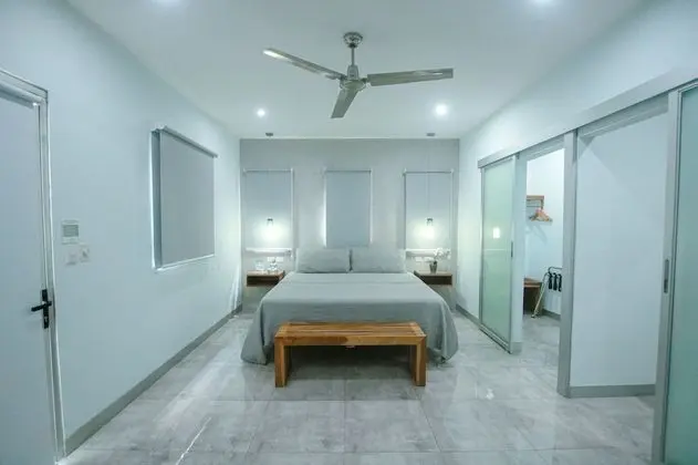 Standard King Room