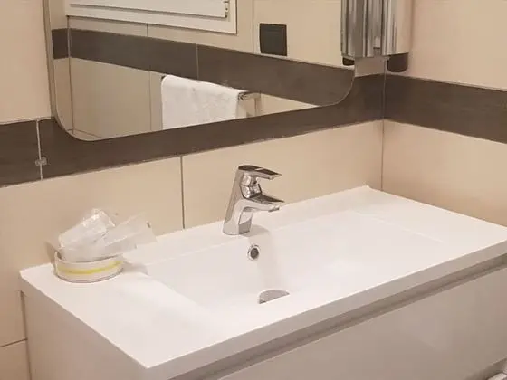 Deluxe Tek Büyük veya İki Ayrı Yataklı Oda (Tamb&b1)