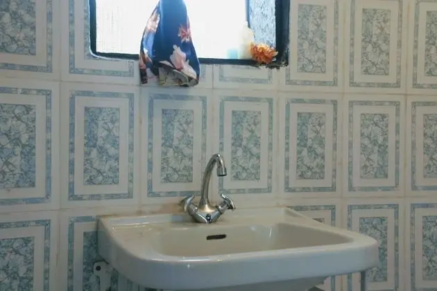 Basic Kulübe, Özel Banyo