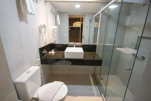 Quarto superior vista cidade