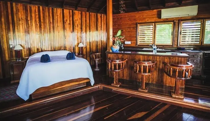 Standard Room, Lower Suite