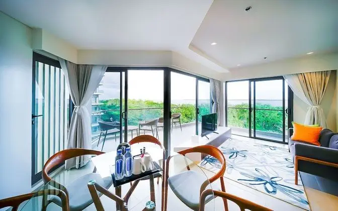Premier Süit, 1 Yatak Odası (guests age 18-59)