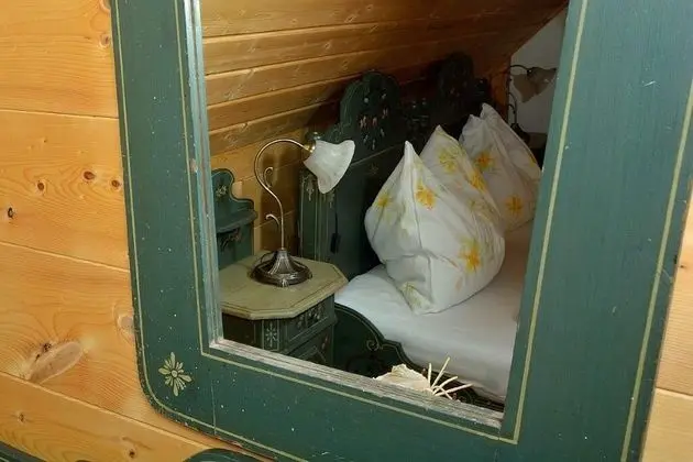 Comfort Kulübe (Hütte zum Badeteich)