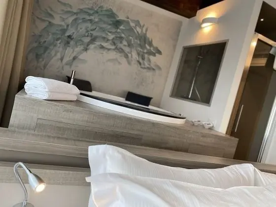 Romantic Tek Büyük veya İki Ayrı Yataklı Oda