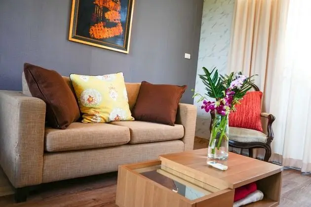 3 bedrooms villa and private pool with  jacuzzi