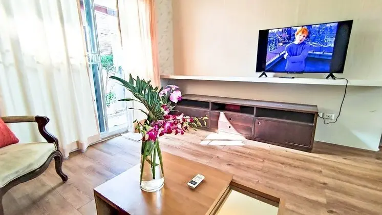 3 bedrooms villa and private pool with  jacuzzi