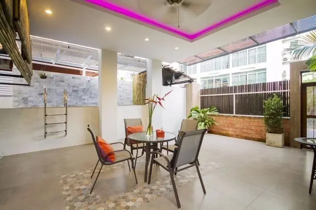 3 bedrooms villa and private pool with  jacuzzi