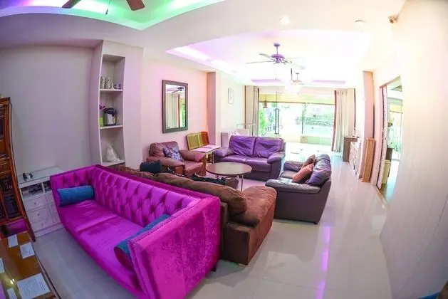Tamnak villa with private pool